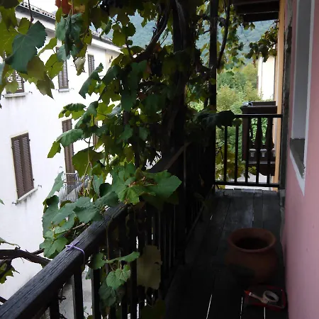 Bed & Breakfast Casa Leone - Apartements Im Alto Malcantone Breno